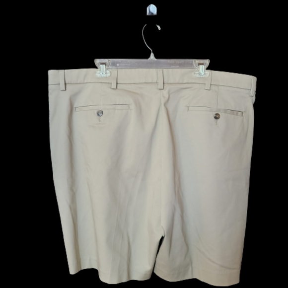 *NWOT Roundtree & Yorke TotalFLEX Flat Front Shorts - Picture 4 of 6